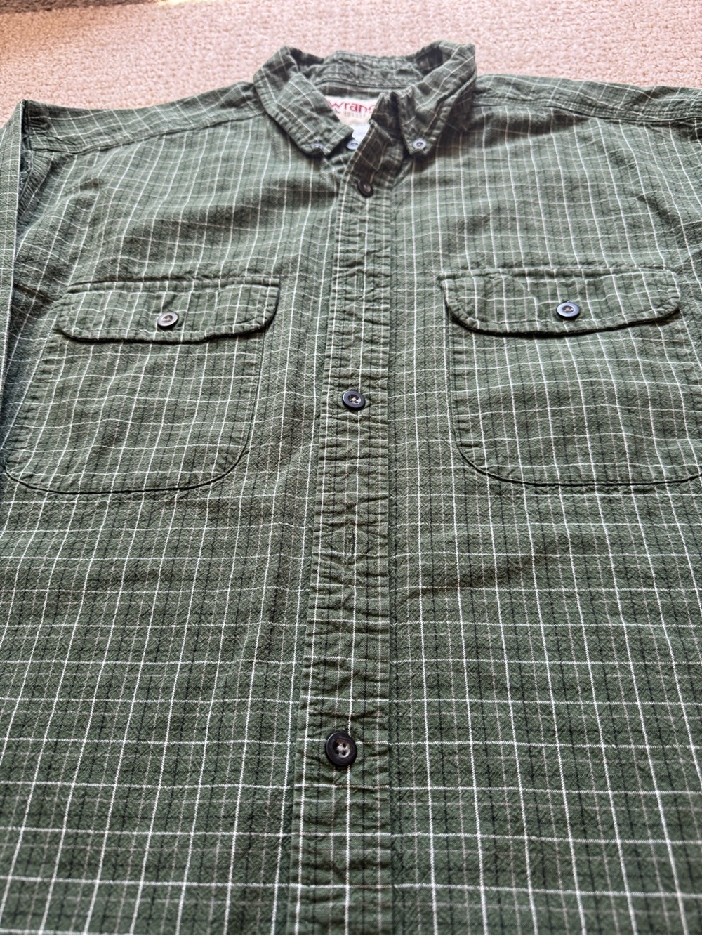 Wrangler Rugged Wear button down - Picture 3 of 8